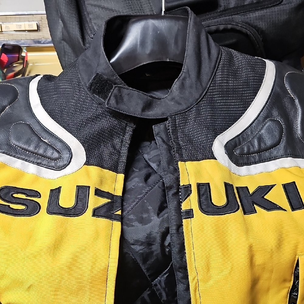Medium Mens Suzuki Branded Textile Motorcycle Jacket 9